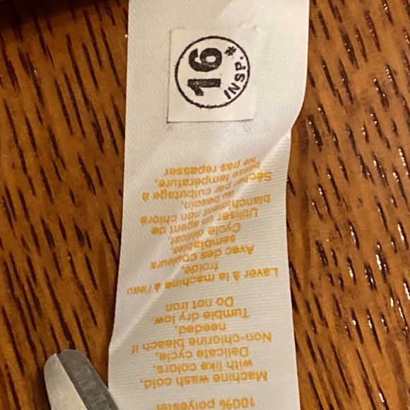 XS Lucy Sun Day Run Day T-shirt wicking, short sleeved, no chafe, white lightwt - Picture 8 of 11